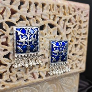 Oxidized blue earings